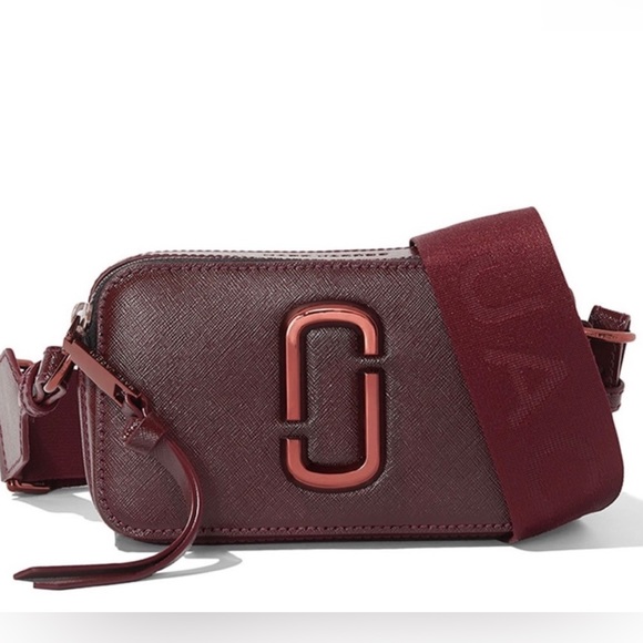 Marc Jacobs Handbags - Marc Jacobs Snapshot Crossbody Bag- WINE